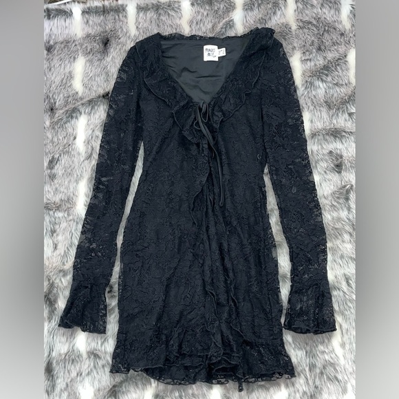 Princess Polly Braun Long Sleeve black lace  Mini Dress sz 4 - Picture 5 of 10